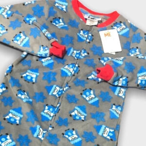 🌟NWT Despicable Me  Minion Fleece One Piece